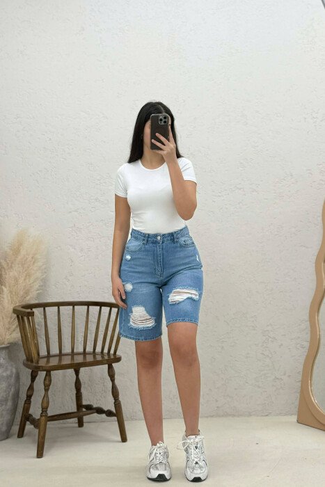 RIPPED DENIM WOMEN SHORTS LIGHTBLUE/BZ - KLAUDIO FASHION