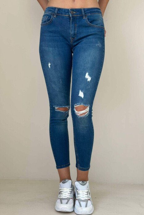 XHINSE TË GRISURA PËR FEMRA NË NGJYRËN BLU - KLAUDIO FASHION
