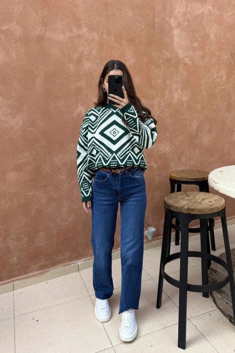 ROUND NECK DIFFERENT DESIGN WOMEN SWEATER DARK GREEN/JEE - 2
