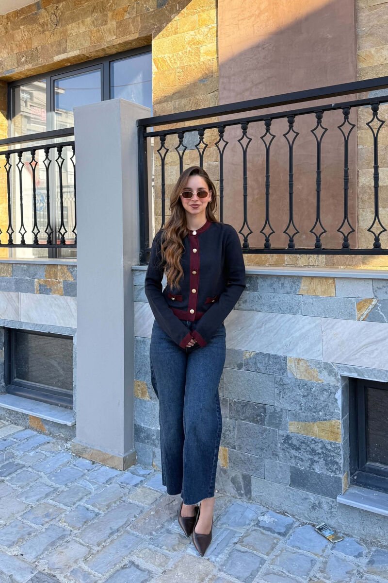 ROUND NECK GOLD BUTTONS WOMAN CARDIGAN BURGUNDY-BLUE/VISHNJE-BLU - 3