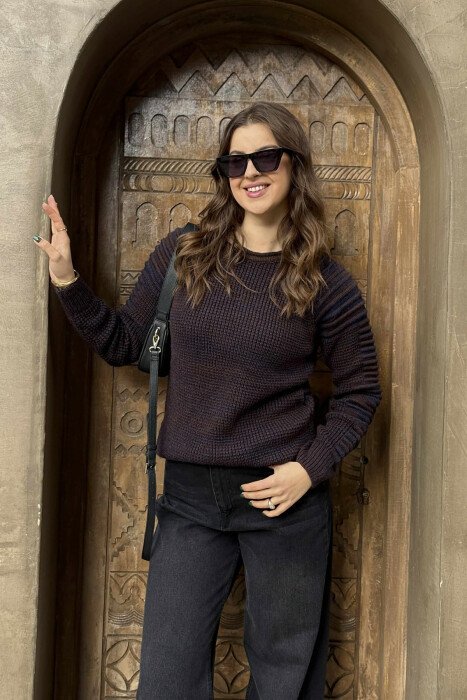 ROUND NECK KNITTED WOMEN SWEATER BROWN/KAFE - 2