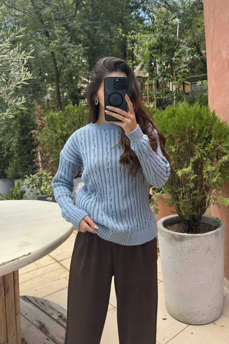 ROUND NECK KNITTED WOMEN SWEATER LIGHTBLUE/BZ - 4