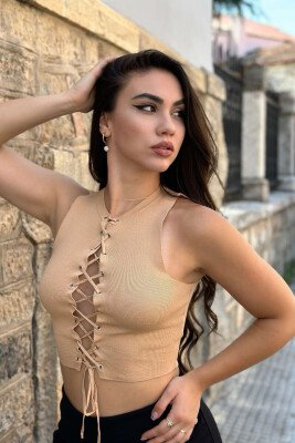 KANATJERE ME LIDHËSE PËR FEMRA NË NGJYRËN BEZHË - KLAUDIO FASHION