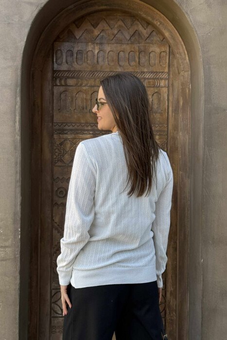 ROUND NECK LIGHT WOMEN SWEATER WHITE-E BARDHE - 4