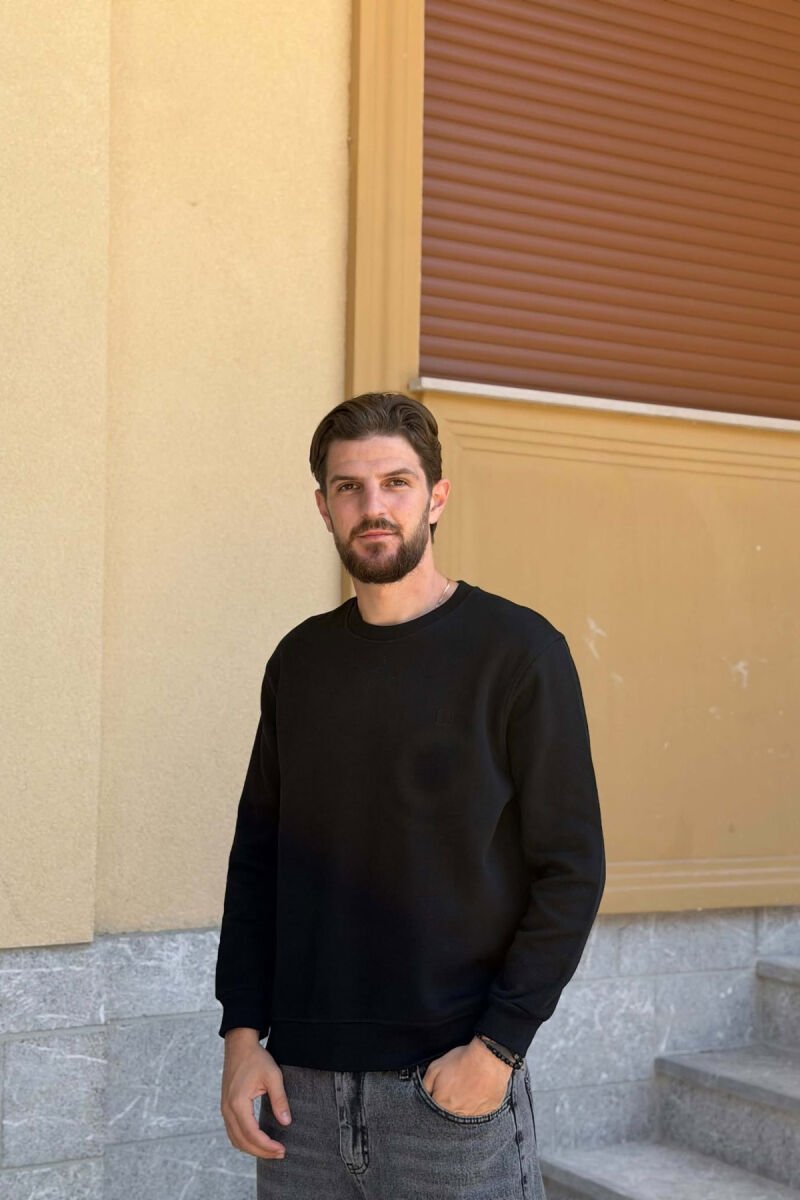 ROUND NECK ONE COLOR MEN SWEATSHIRT BLACK/ E ZEZE - 1
