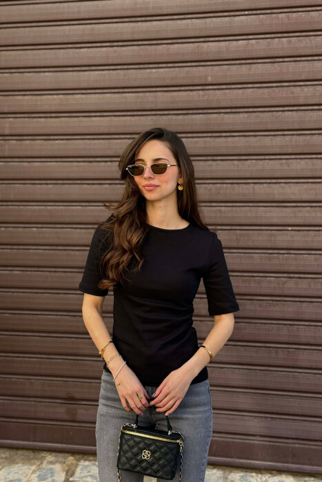 BLUZE NJE NGJYRESHE PER FEMRA NE NGJYRE TE ZEZE - KLAUDIO FASHION