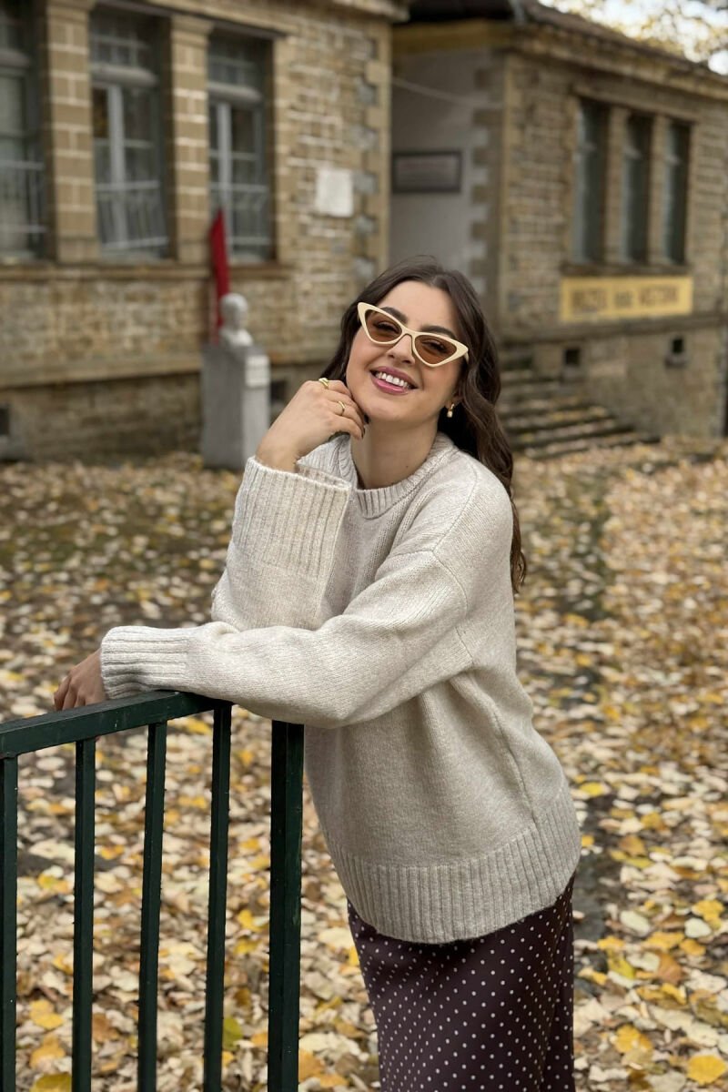 ROUND NECK ONE COLOR WOMEN SWEATER CREAM/KREM - 2