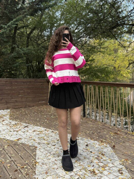 ROUND NECK SCRATCHES STRIPED WOMEN SWEATER FUCHSIA-WHITE/CIK-BA - 1