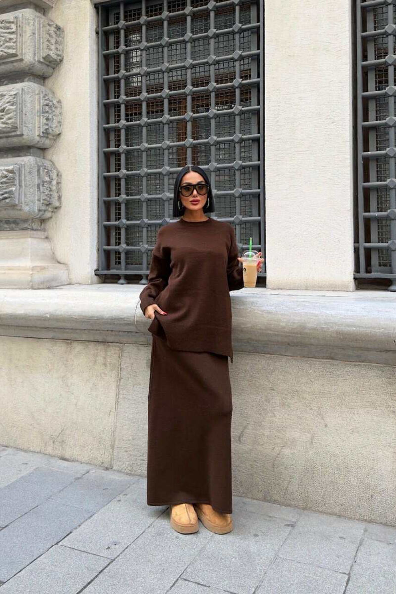 ROUND NECK SWEATER+SKIRT ONE COLOR WOMEN SET DARK BROWN/KAE - 1