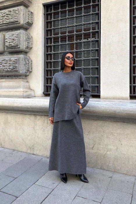 ROUND NECK SWEATER+SKIRT ONE COLOR WOMEN SET DARK GREY/GEE - KLAUDIO FASHION
