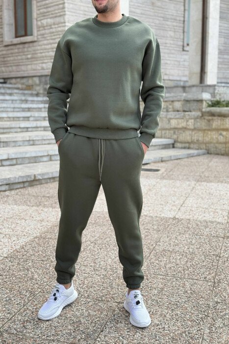 KOSTUM ME PUSH BLUZË ME JAKË TË RRUMBULLAKËT+TUTA PËR MESHKUJ NË NGJYRË JESHILE - KLAUDIO FASHION