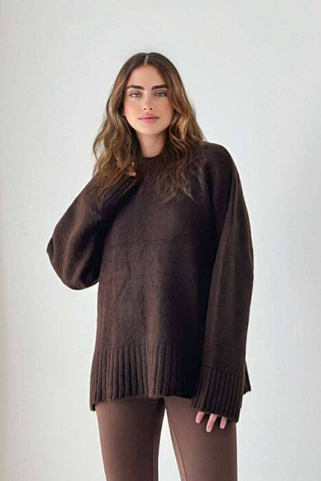 ROUND NECK WOMEN SWEATER BROWN/KAFE - KLAUDIO FASHION