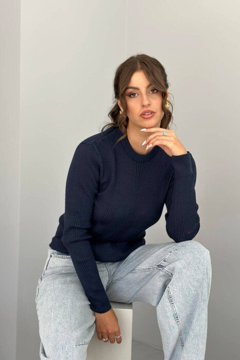 ROUND NECK WOMEN SWEATER DARK BLUE/BEE - KLAUDIO FASHION