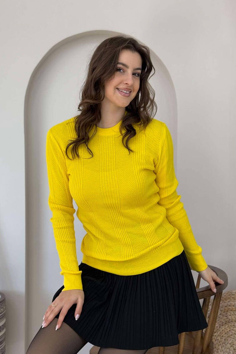 ROUND NECK WOMEN SWEATER YELLOW/E VERDHE - 1