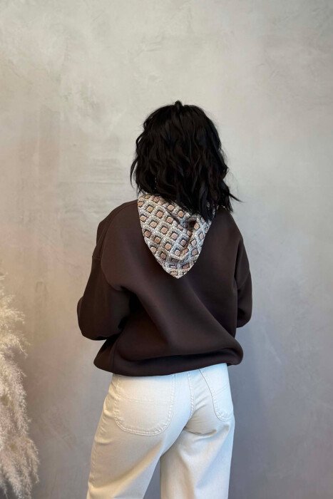 SCARF DETAIL DEER IMAGE FLUFFY WOMEN SWEATSHIRT DARK BROWN/KAE - 2