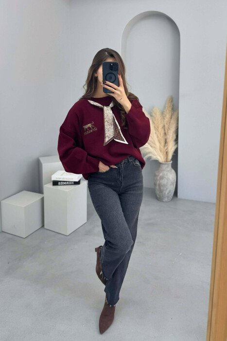 TRIKO ME DETAJIN E SHALLIT DHE ME IMAZH LEOPARDI PER FEMRA NE NGJYRE VISHNJE - KLAUDIO FASHION