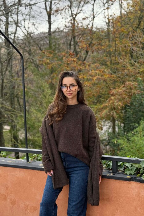SCARF DETAIL ONE COLOR WOMEN SWEATER DARK BROWN/KAE - 2