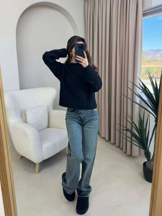 SEMI NECK SIMPLE WOMEN SWEATER BLACK/ E ZEZE - KLAUDIO FASHION