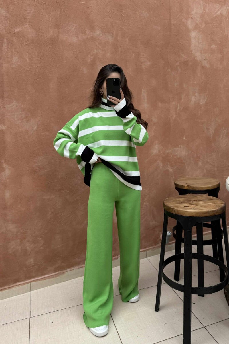 SET AKRELIK GOLF ME VIJA +PANTALLONA PËR FEMRA NË NGJYRË JESHILE TË ZBARDHUR - 2