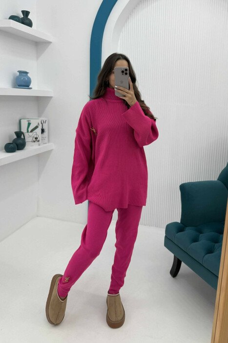 SET AKRELIK PËR FEMRA NË NGJYRËN CIKLAMI - 1