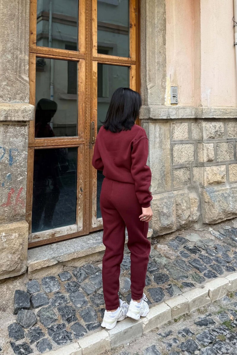 SET BLUZE ME SHKRIME TE VOGLA + TUTA PER FEMRA NE NGJYRE VISHNJE - 5