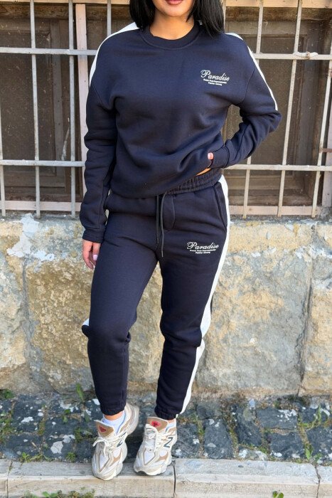 SET BLUZE ME SHKRIME TE VOGLA + TUTA PER FEMRA NE NGJYRE BLU TE ERRET - 2