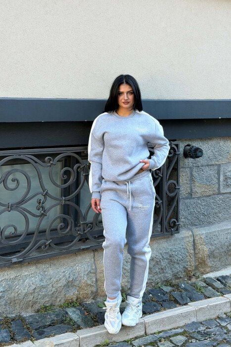 SET BLUZE ME SHKRIME TE VOGLA + TUTA PER FEMRA NE NGJYRE GRI - KLAUDIO FASHION
