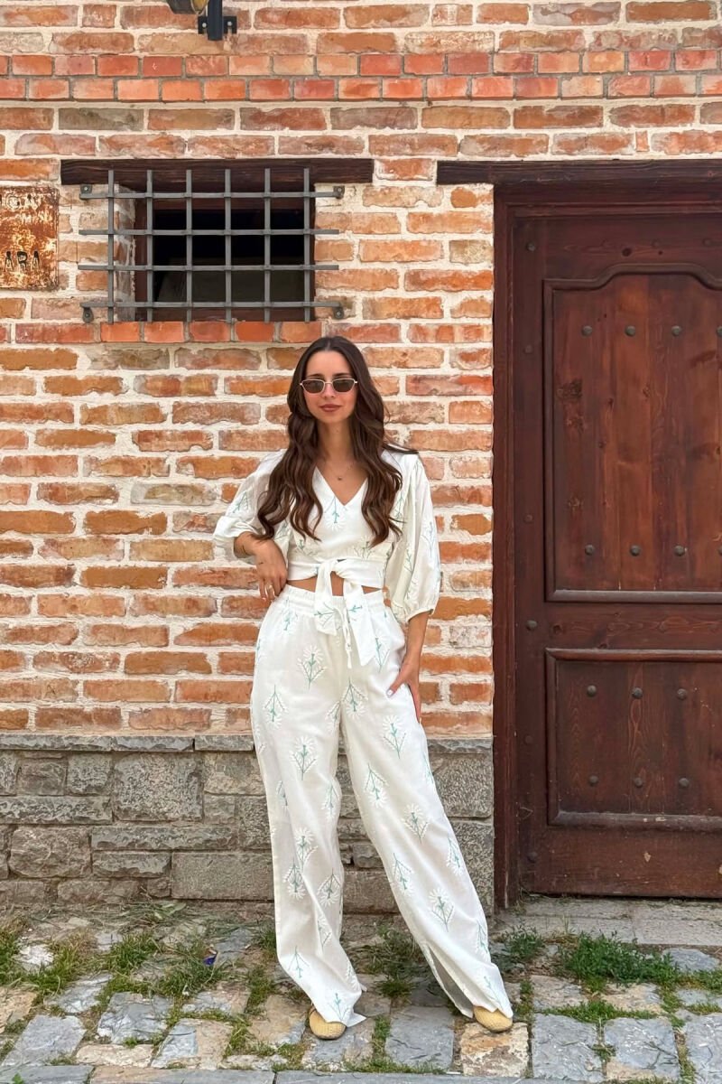 SET CROP TOP ME JAKE V + PANTALLONA PER FEMRA NE NGJYRE TE BARDHE DHE JESHILE - 1