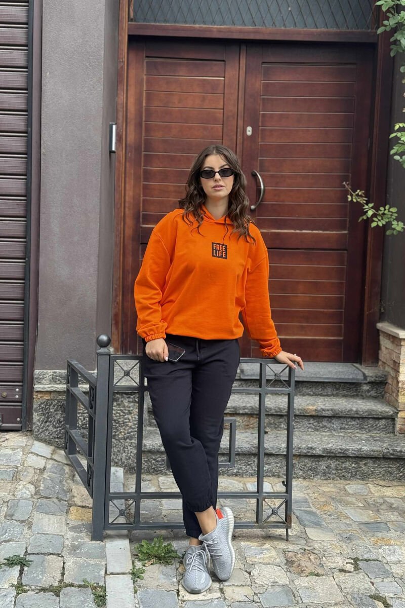 SET I THJESHTË ME SHKRIME HOODIE+TUTA PËR FEMRA NË NGJYRËN PORTOKALLI+E ZEZË - 6