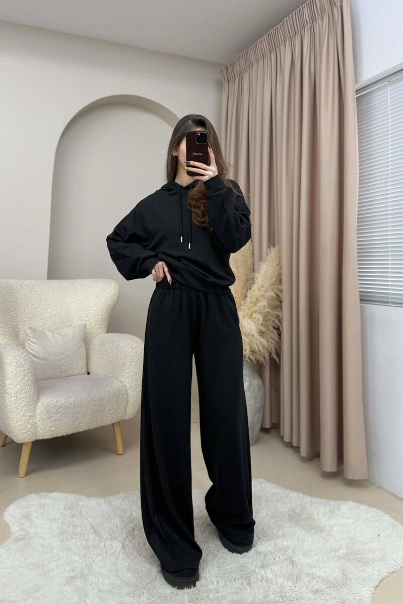 SET I THJESHTE NJE NGJYRESH HOODIE + TUTA PER FEMRA NE NGJYRE TE ZEZE - 5