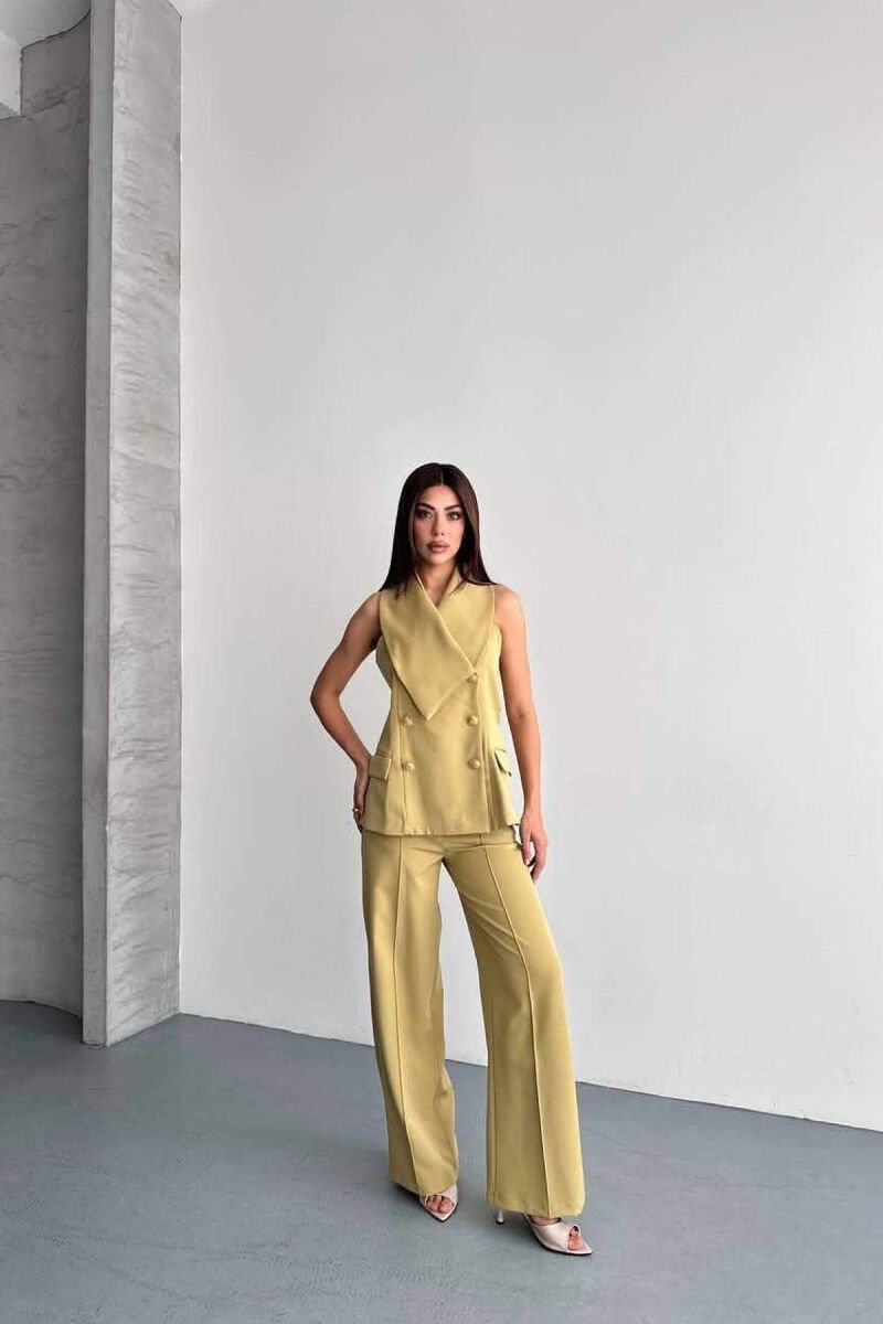 SET JELEK ME BUTONA GOLD + PANTALLONA PER FEMRA NE NGJYRE PISTAKIO - 1