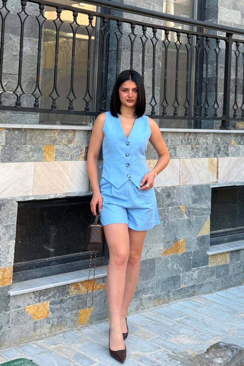 SET JELEK ME BUTONA + PANTALLONA TE SHKURTRA PER FEMRA NE NGJYRE BABY BLU - 1