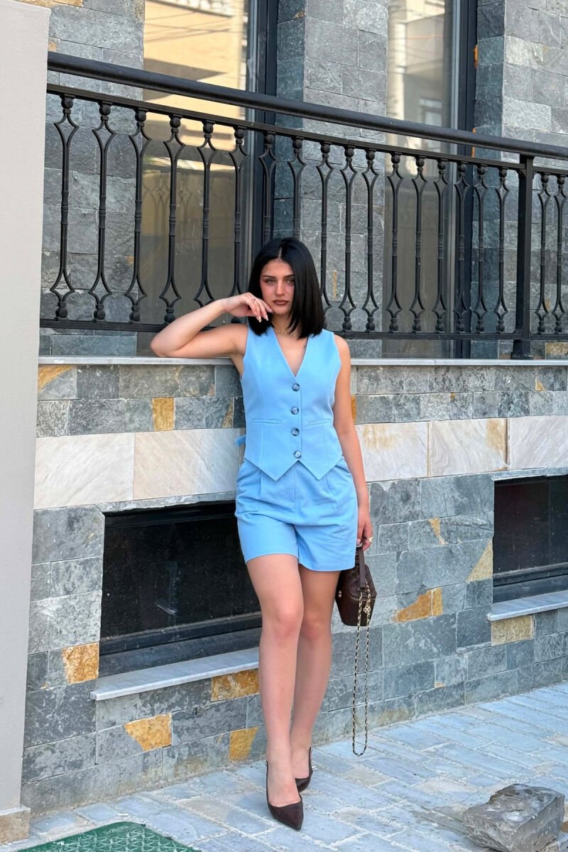 SET JELEK ME BUTONA + PANTALLONA TE SHKURTRA PER FEMRA NE NGJYRE BABY BLU - 3