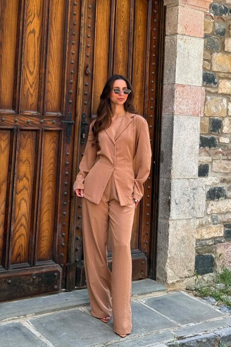 SET KEMISHE ME LIDHESE TEK BELI + PANTALLONA PER FEMRA NE NGJYRE KAFE - 3