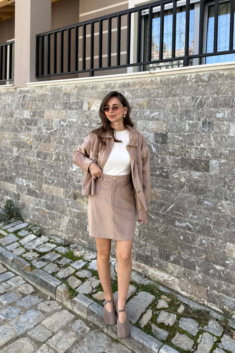 SET KEMISHE ME MENGE TE GJATA DHE BUTONA GOLD +FUND PER FEMRA NE NGJYRE KAFE TE ZBARDHUR - 4