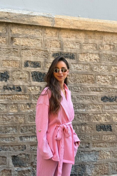 SET KEMISHE+PANTALLONA-PER-FEMRA NE NGJYRE ROZE - 2
