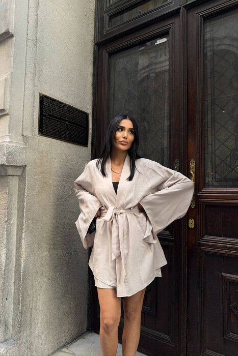 SET KEMISHE+PANTALLONA TE SHKURTA PER FEMRA NE NGJYRE BEZHE - 1