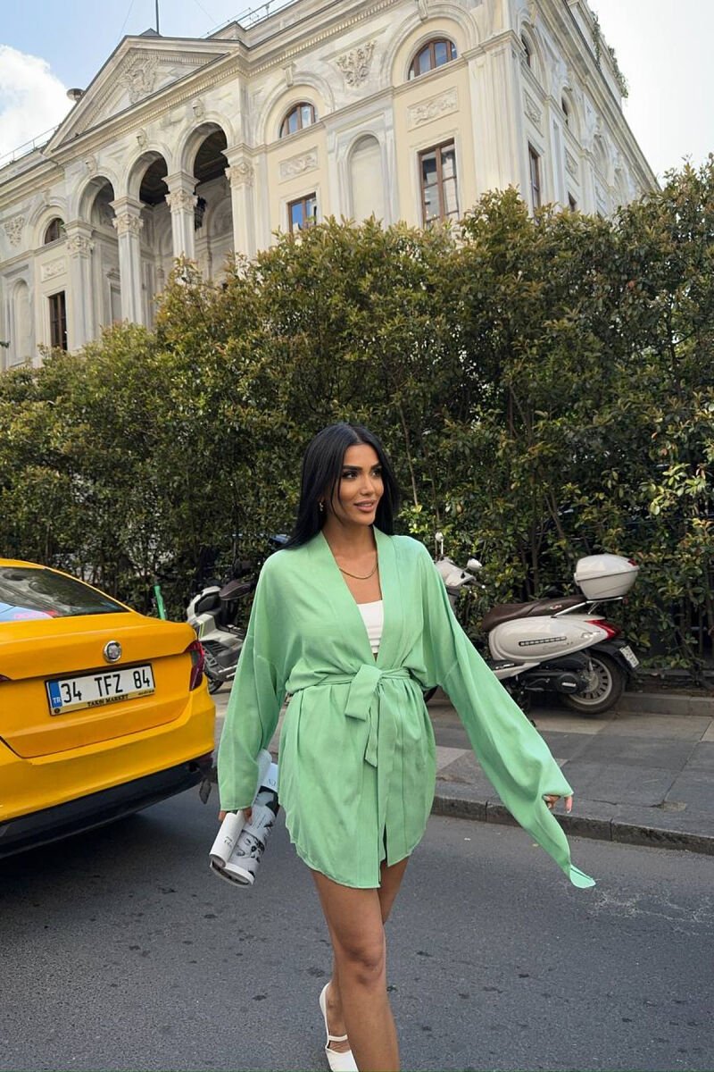 SET KEMISHE+PANTALLONA TE SHKURTA PER FEMRA NE NGJYRE JESHILE TE ZBARDHUR - 3