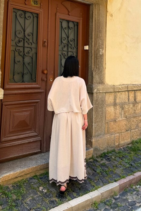 SET ME DETAJE QENDISJESH KEMISHE + PANTALLONA PER FEMRA NE NGJYRE BEZHE - 3