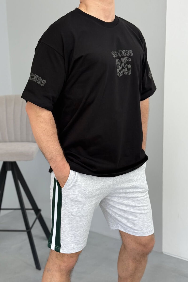 SET ME IMAZH T-SHIRT+PANTALLONA TË SHKURTRA PËR MESHKUJ NË NGJYRËN E ZEZË - 2