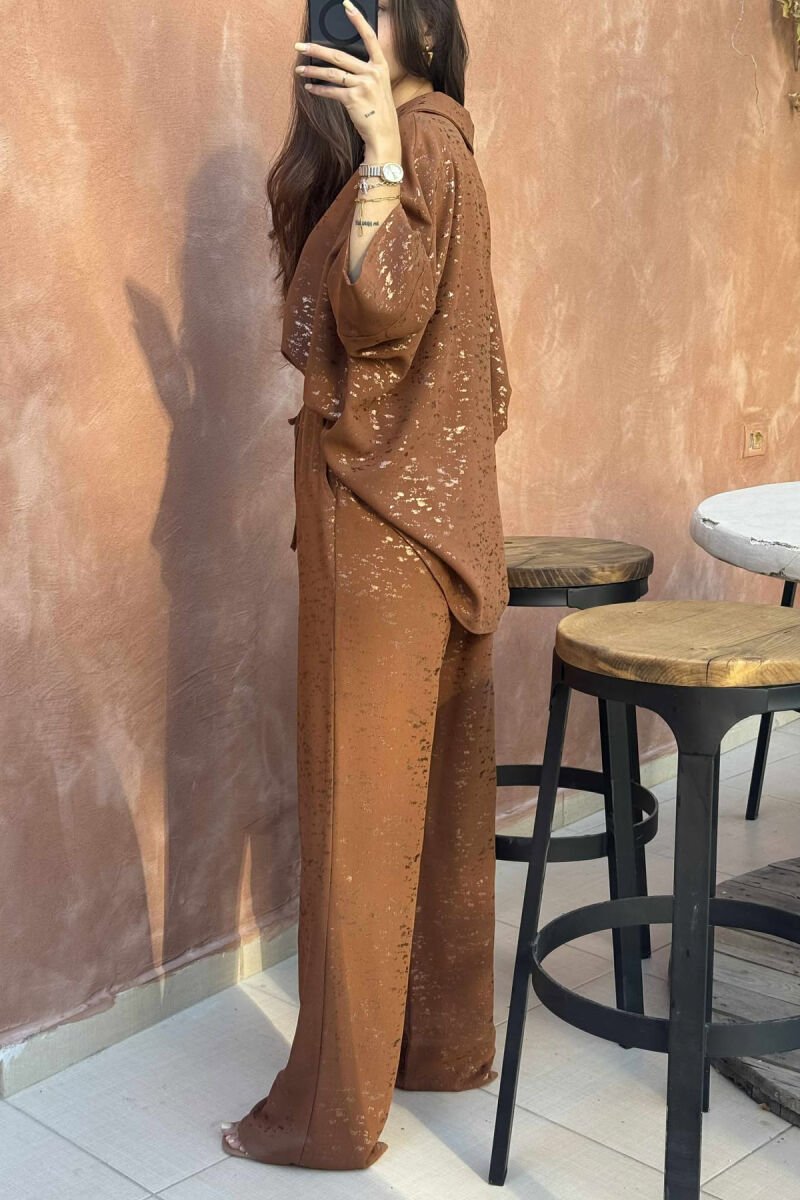 SET ME SHKËLQIM PËR FEMRA NË NGJYRËN KAFE - 4