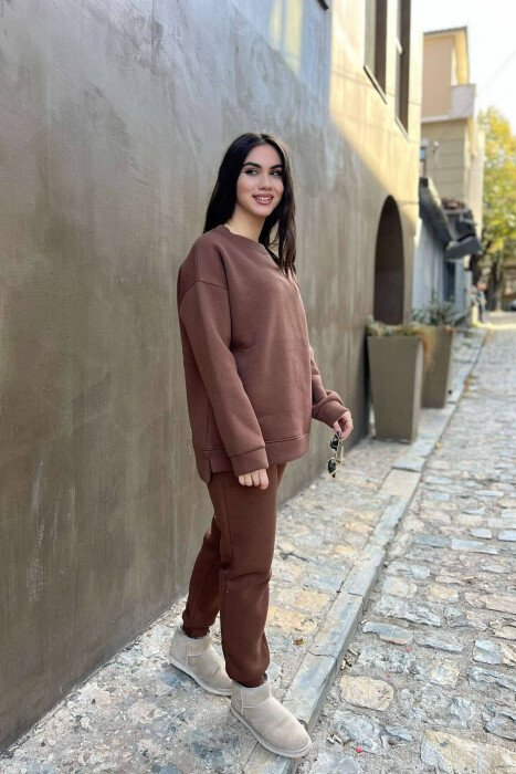 SET ME SHKRIME PËR FEMRA NË NGJYRËN KAFE - 3