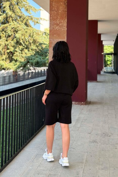 SET ME SHKRIME TE VOGLA T-SHIRT + TUTA TE SHKURTRA PER FEMRA NE NGJYRE TE ZEZE - 2