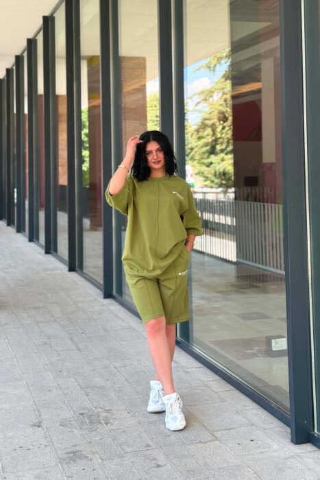 SET ME SHKRIME TE VOGLA T-SHIRT + TUTA TE SHKURTRA PER FEMRA NE NGJYRE ULLI - 3