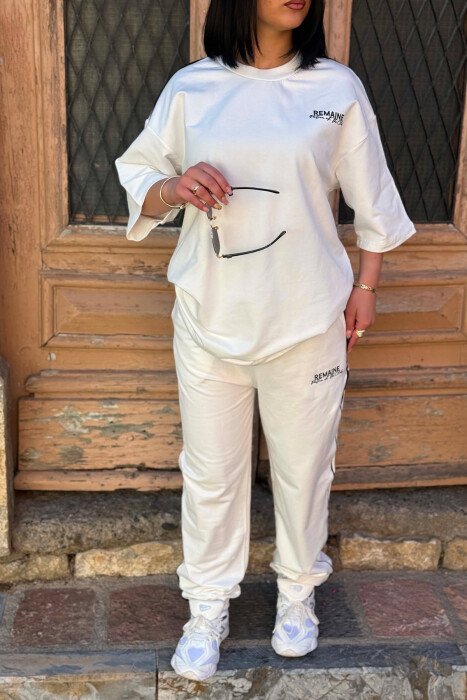 SET NJE NGJTRESH T-SHIRT ME SHKRIME + TUTA PER FEMRA NE NGJYRE TE BARDHE - 2