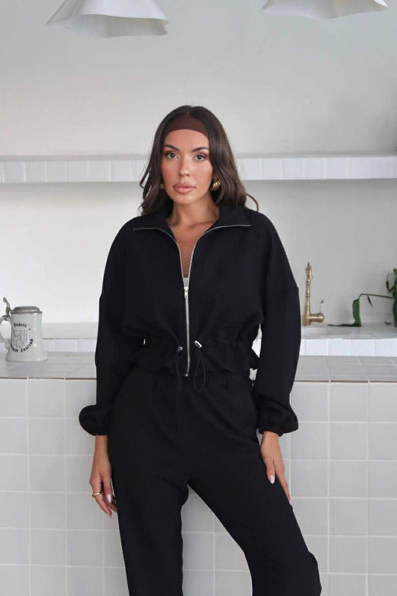 SET NJE NGJYRESH XHAKETE + PANTALLONA PER FEMRA NE NGJYRE TE ZEZE - 4