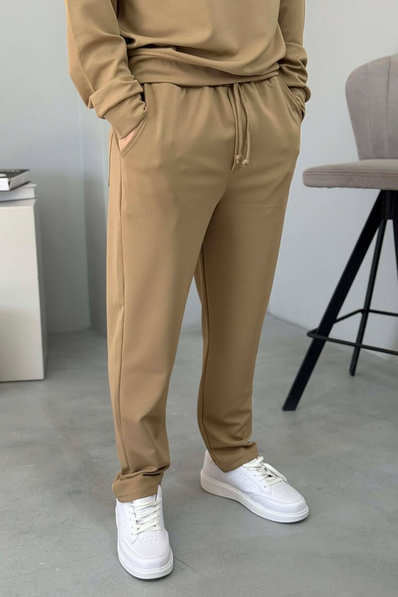 SET NJE NGJYRESH BLUZE ME ZINXHIR + TUTA PER MESHKUJ NE NGJYRE BEZHE - 5