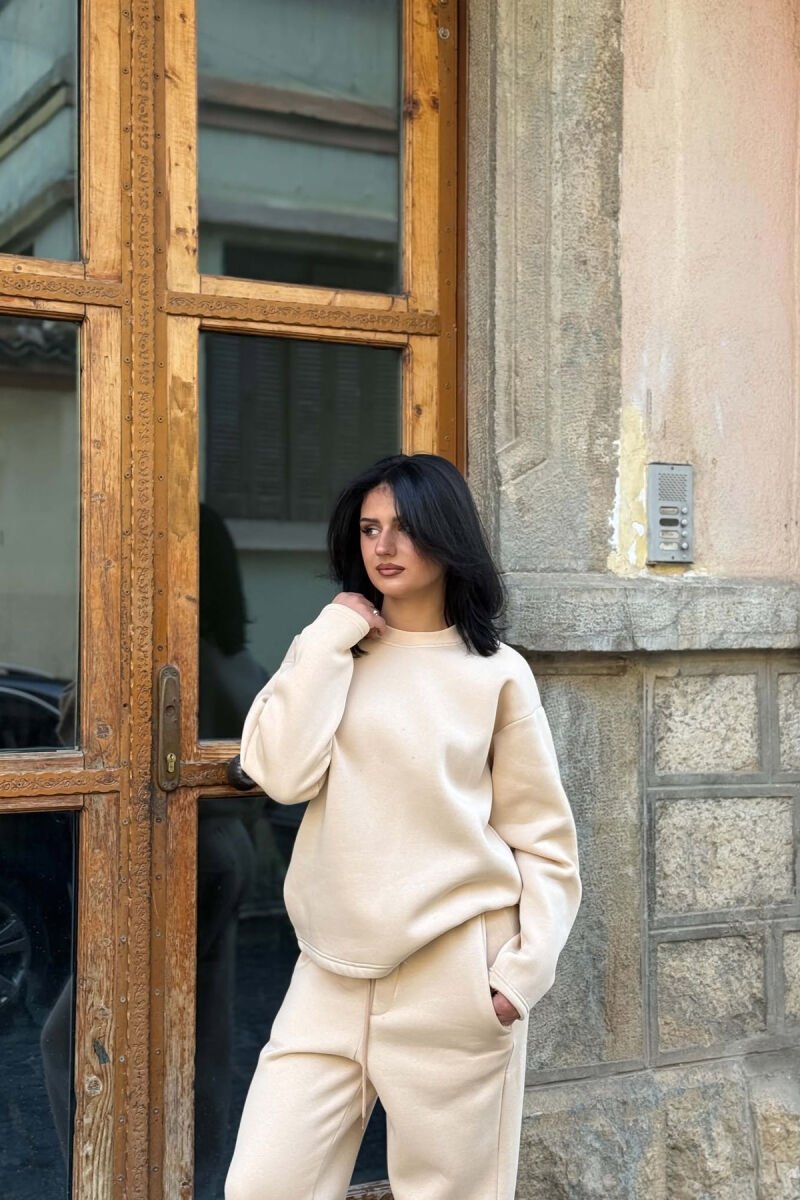 SET NJE NGJYRESH BLUZE + TUTA PER FEMRA NE NGJYRE BEZHE - 3