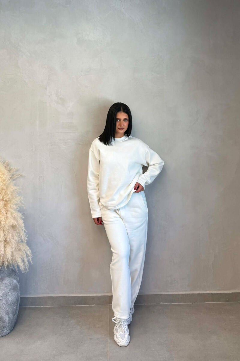 SET NJE NGJYRESH BLUZE + TUTA PER FEMRA NE NGJYRE TE BARDHE - 1