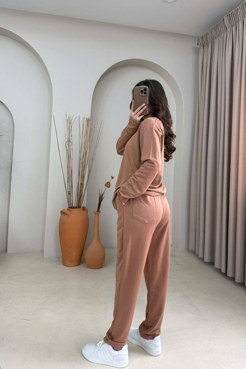 SET NJE NGJYRESH BLUZE + TUTA PER FEMRA NE NGJYRE TULLE - 4